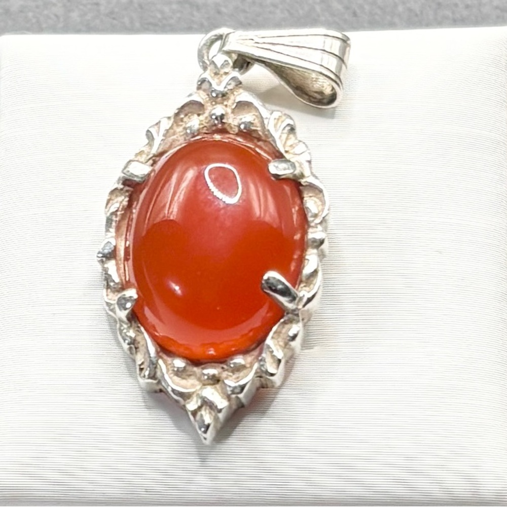 A Sterling Silver Pendent with a good size Carnelian stone